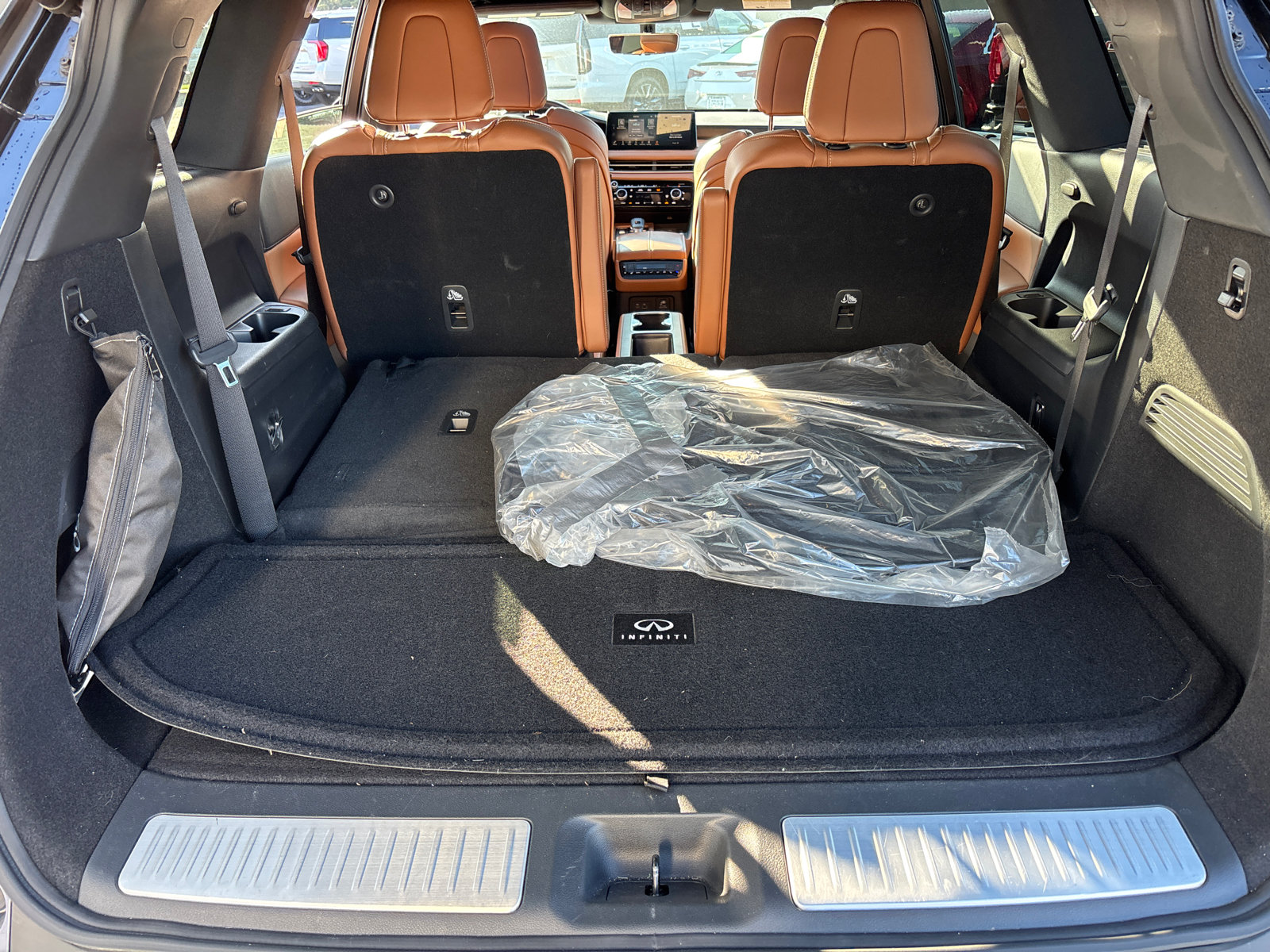 Used 2023 INFINITI QX60 Autograph w/ Cargo Package AWD/4WD image 9