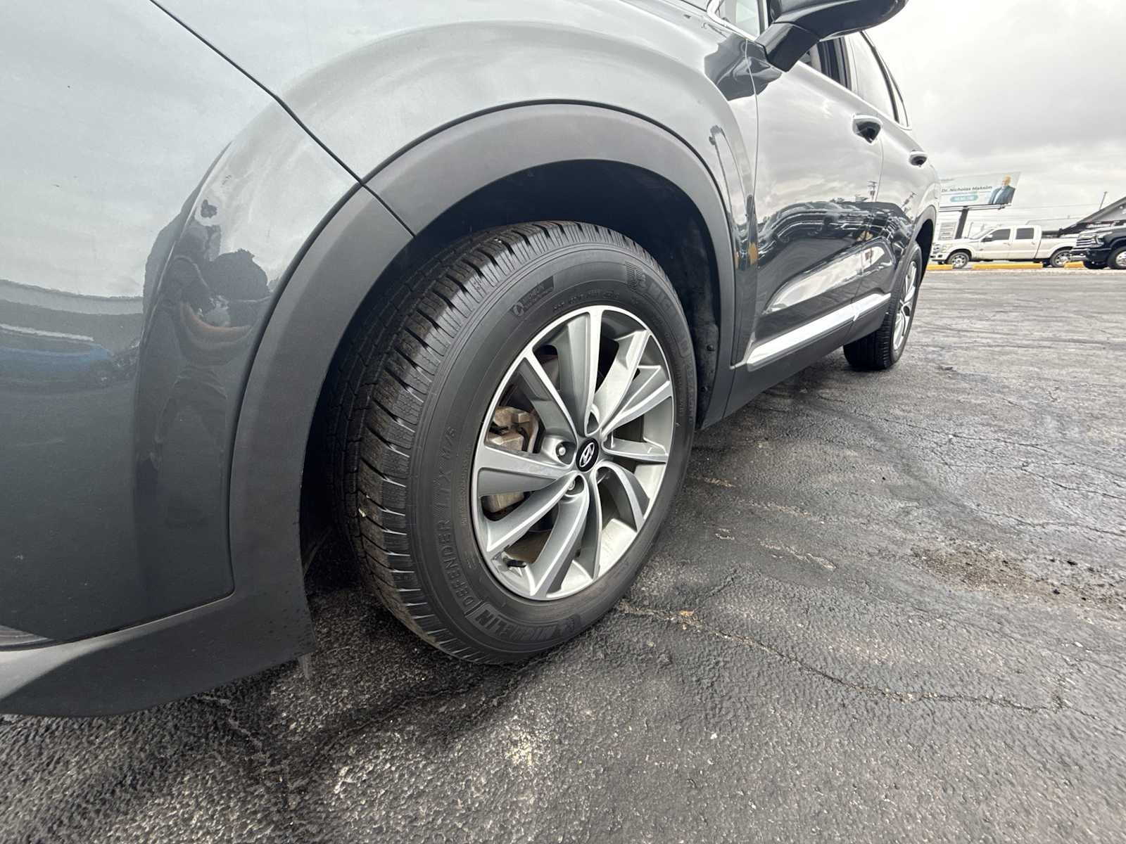 Used 2019 Hyundai Santa Fe AWD image 19