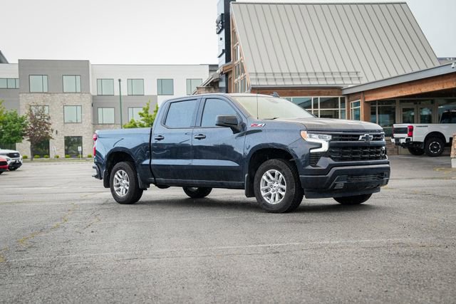 Used 2024 Chevrolet Silverado 1500 RST w/ Z71 Off-Road Package AWD/4WD image 1