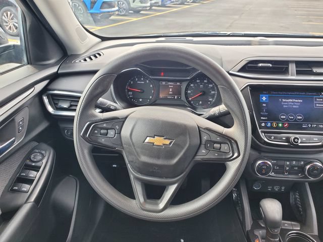 Certified 2022 Chevrolet TrailBlazer LT w/ Convenience Package FWD image 16