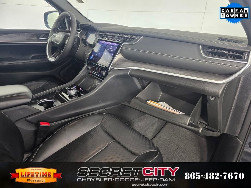Used 2024 Jeep Grand Cherokee L Limited w/ Luxury Tech Group II image 31