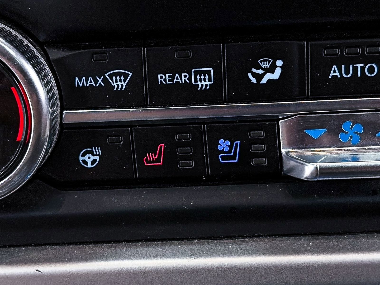 Used 2024 Ford Expedition Max Limited image 27