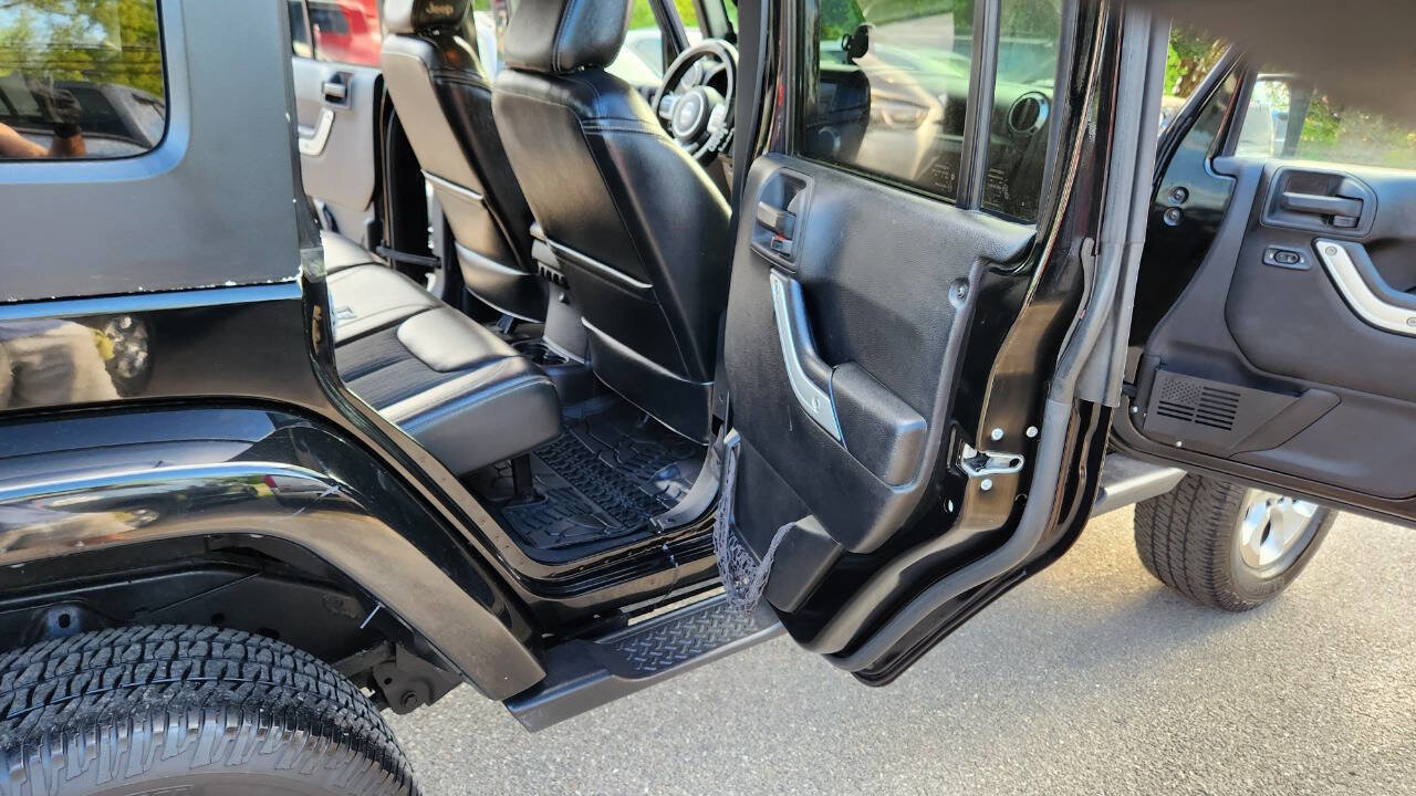 Used 2014 Jeep Wrangler Unlimited Sport AWD/4WD image 44
