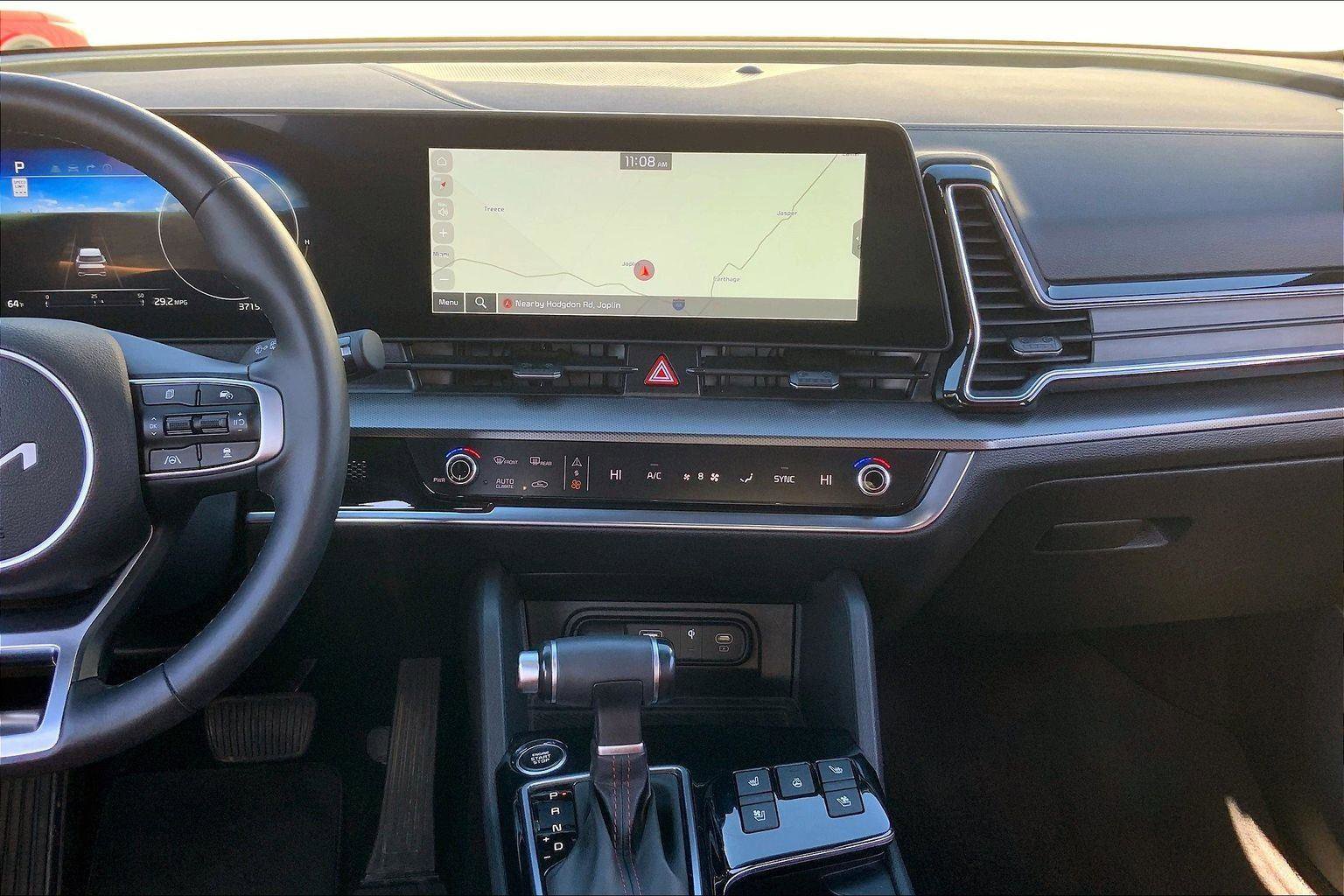 Used 2024 Kia Sportage SX image 6