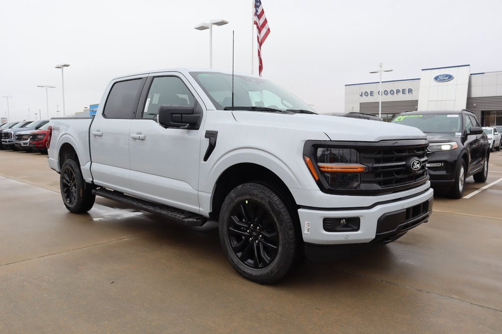 New 2025 Ford F150 XLT w/ Equipment Group 302A MID