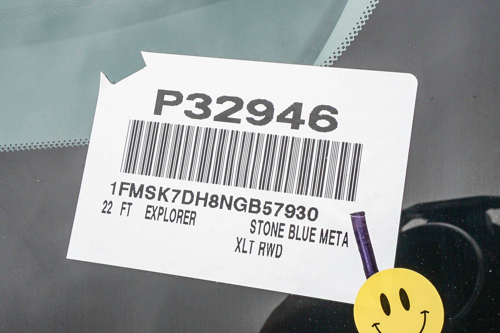 Used 2022 Ford Explorer XLT image 30