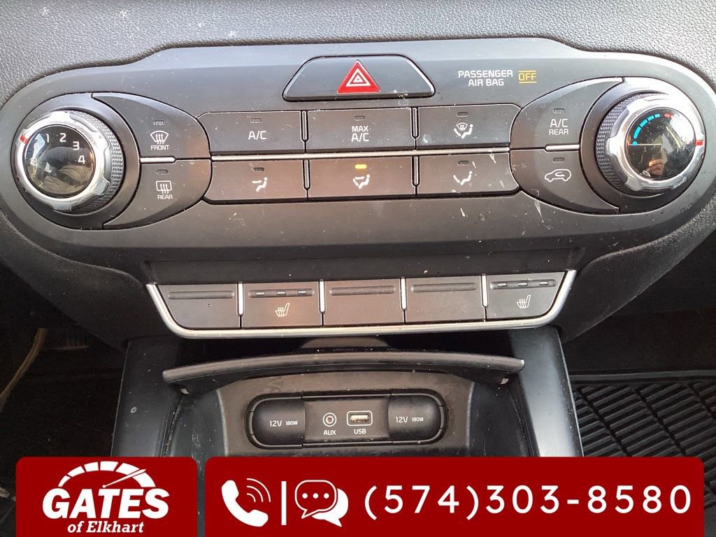 Used 2016 Kia Sorento LX w/ LX Convenience Package image 19