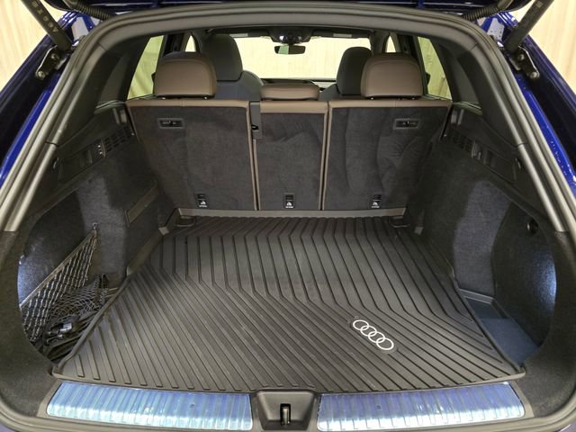 Used 2025 Audi Q5 Prestige image 32