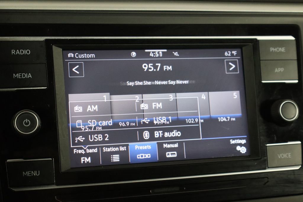 Used 2021 Volkswagen Atlas Cross Sport S image 30