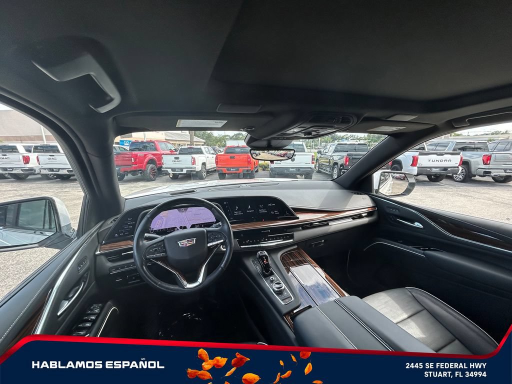 Used 2023 Cadillac Escalade Premium Luxury w/ LPO, Radiant Package AWD/4WD image 33
