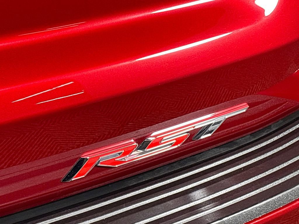 Used 2024 Chevrolet Suburban RST image 25