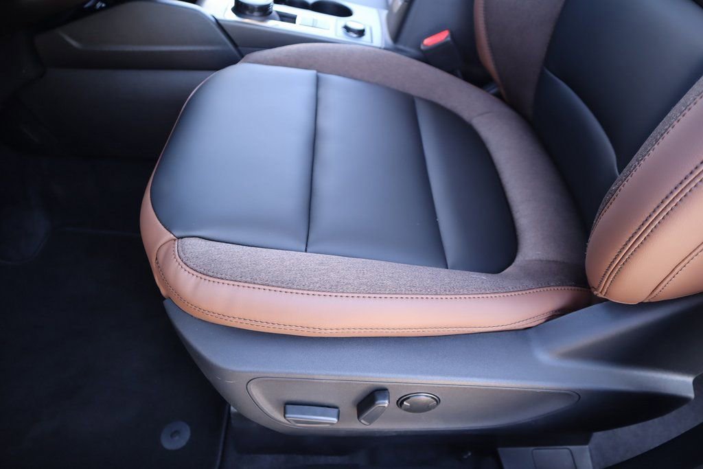 New 2025 Ford Bronco Sport Outer Banks w/ Outer Banks Tech Package+ image 13