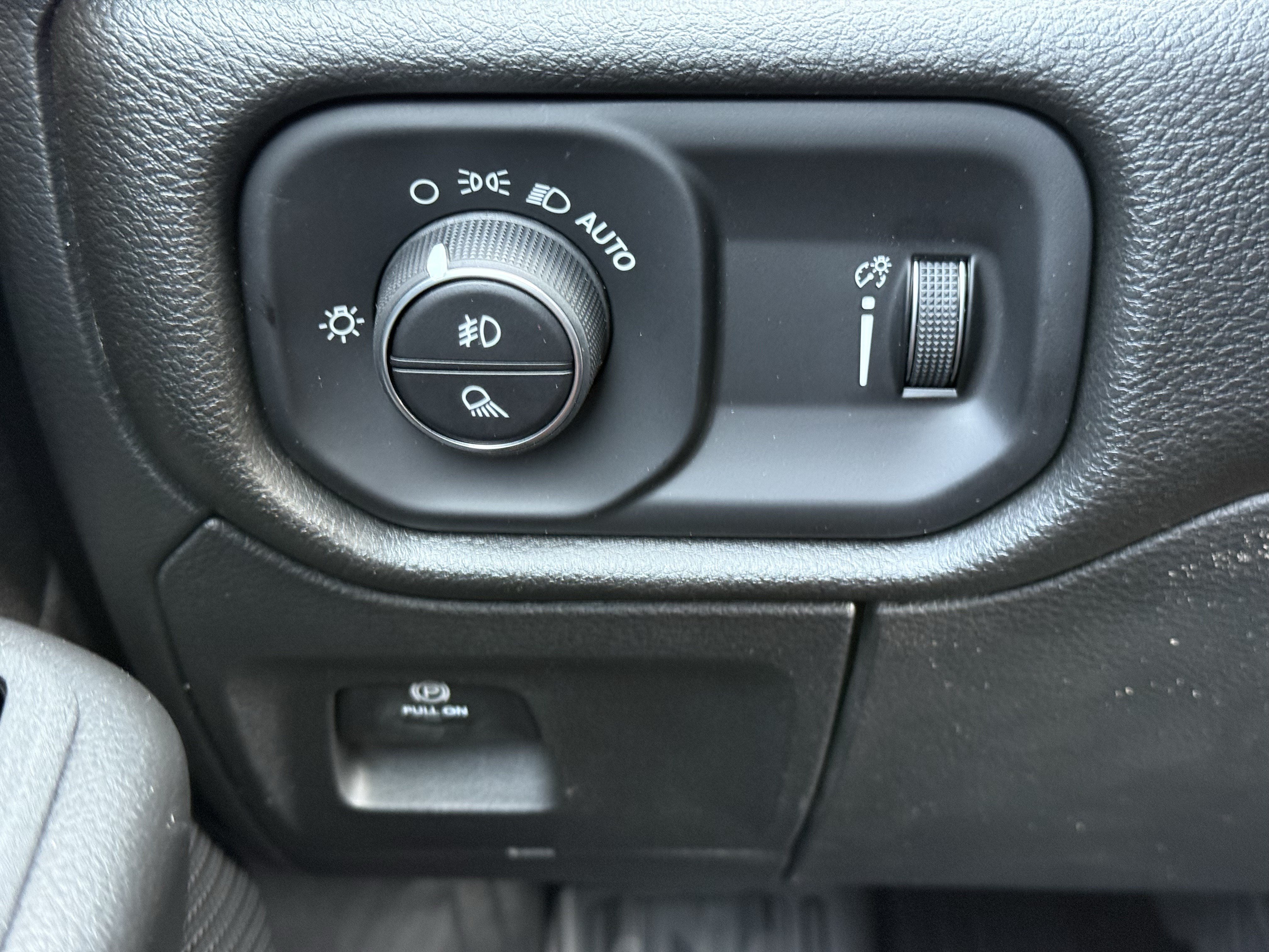New 2026 RAM 1500 Warlock AWD/4WD image 26