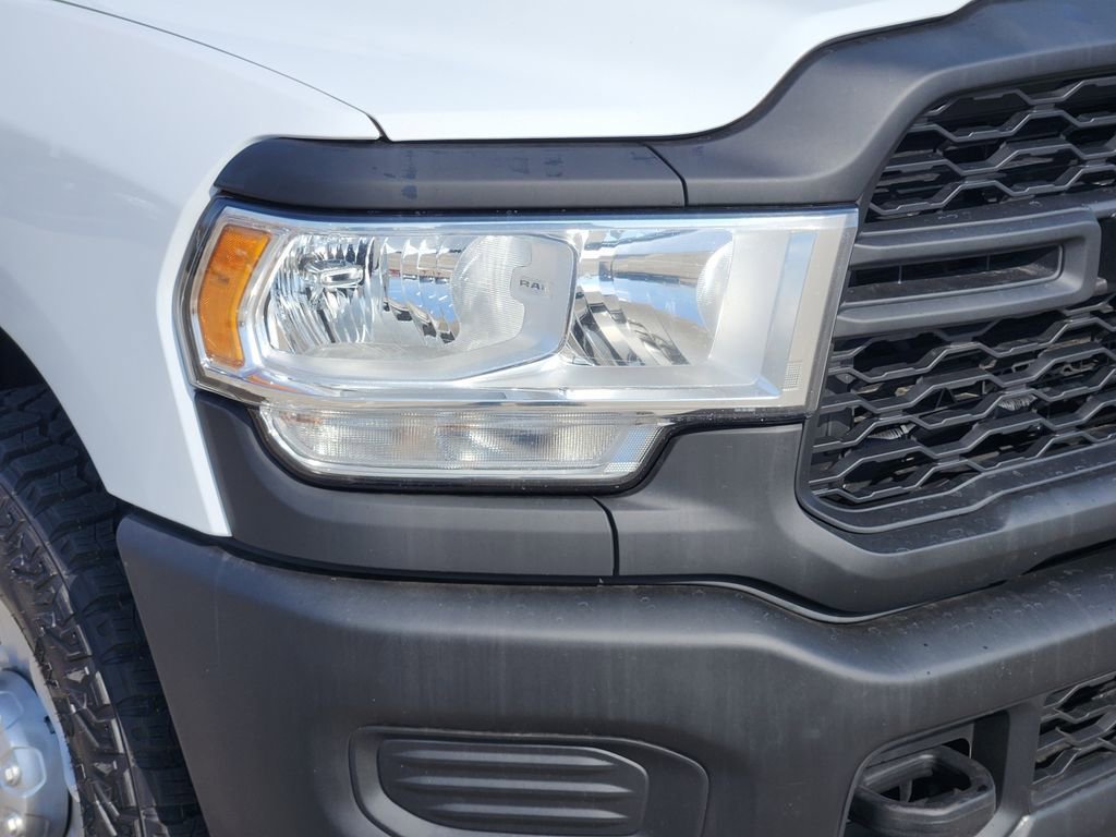 Used 2022 RAM 3500 Tradesman image 9