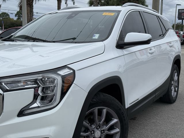 Used 2023 GMC Terrain SLT image 5