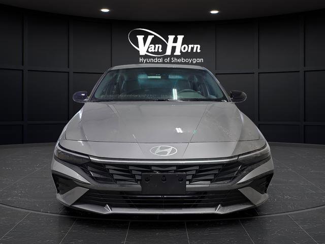 New 2026 Hyundai Elantra Sport image 2