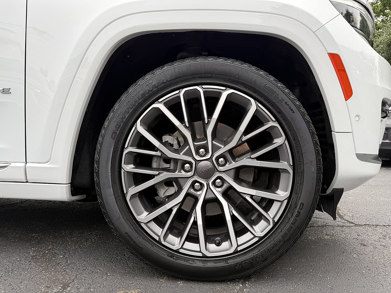 Certified 2025 Jeep Grand Cherokee L Summit AWD/4WD image 10