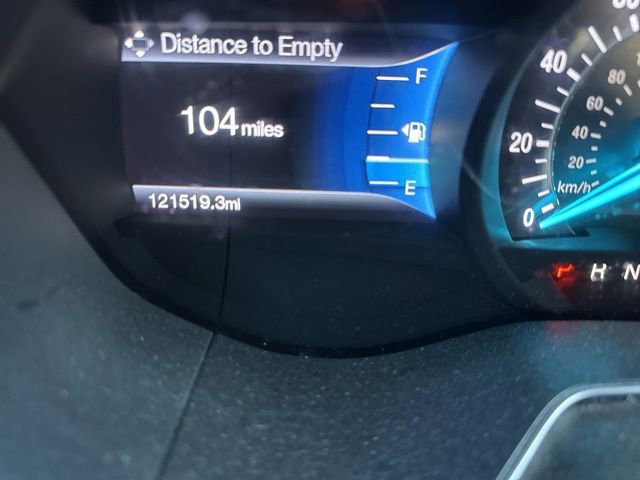 Used 2016 Ford Fusion SE w/ Equipment Group 202A image 8