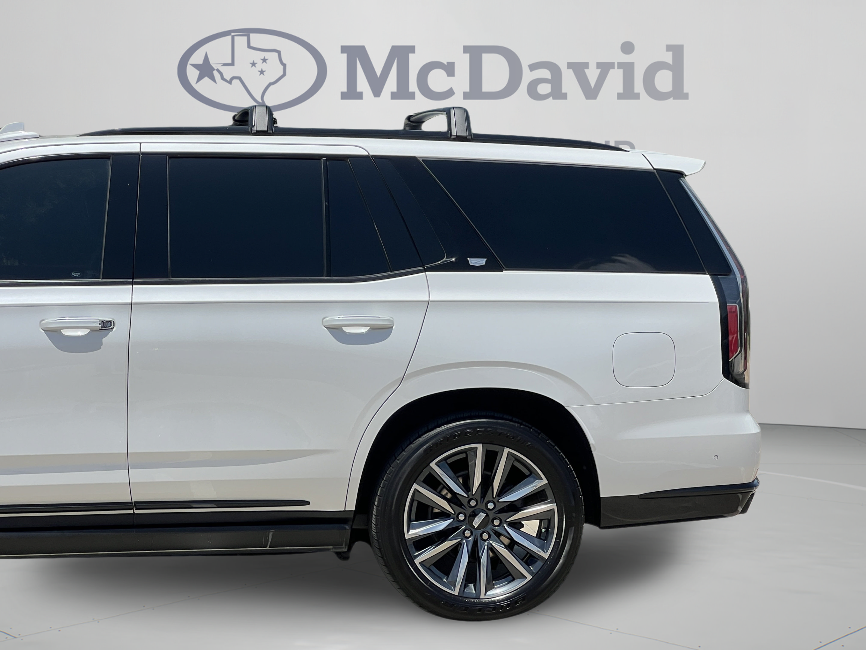 Used 2022 Cadillac Escalade Sport Platinum w/ Heavy-Duty Trailer Package AWD/4WD image 32
