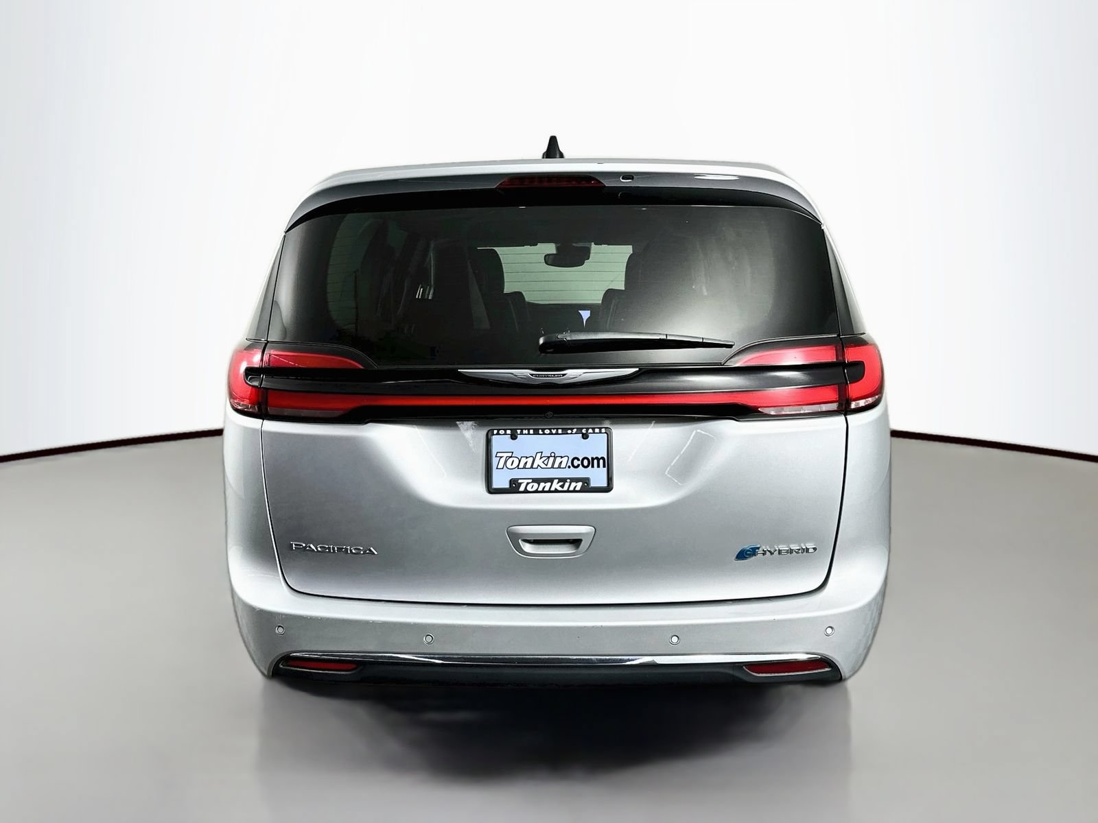 Used 2023 Chrysler Pacifica Touring-L FWD image 7