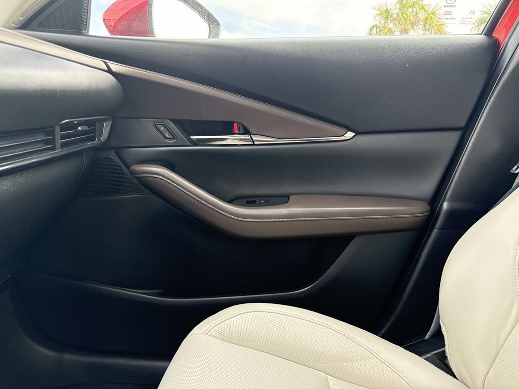 Used 2023 MAZDA CX-30 AWD 2.5 S w/ Premium Package image 29