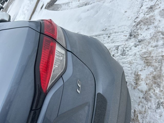 Used 2022 Toyota Corolla LE image 4