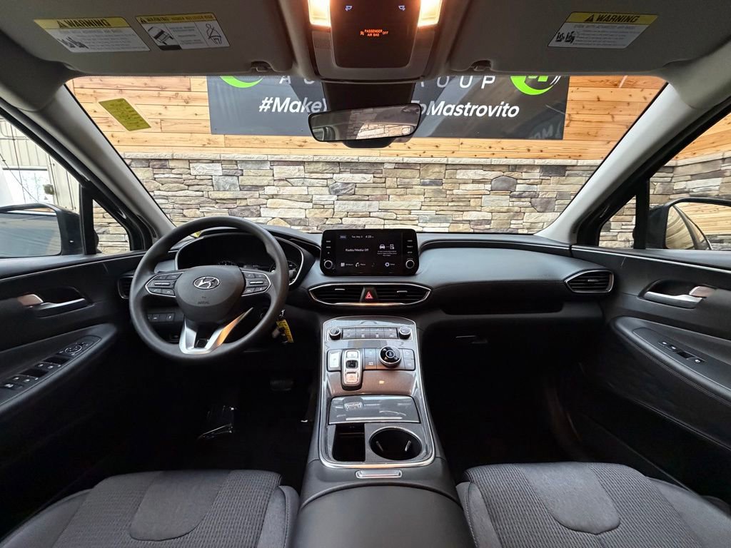Used 2023 Hyundai Santa Fe SE w/ Cargo Package AWD/4WD image 16