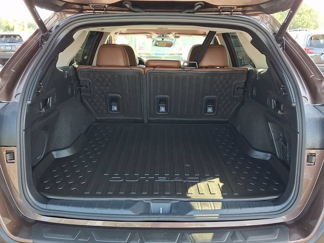 Used 2022 Subaru Outback Touring XT AWD/4WD image 31