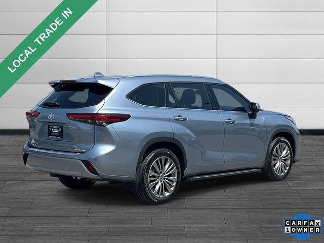 Used 2021 Toyota Highlander Platinum AWD/4WD image 3