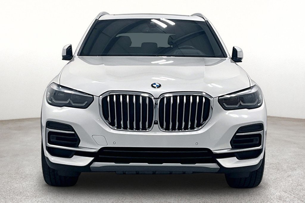 Used 2023 BMW X5 sDrive40i RWD image 3