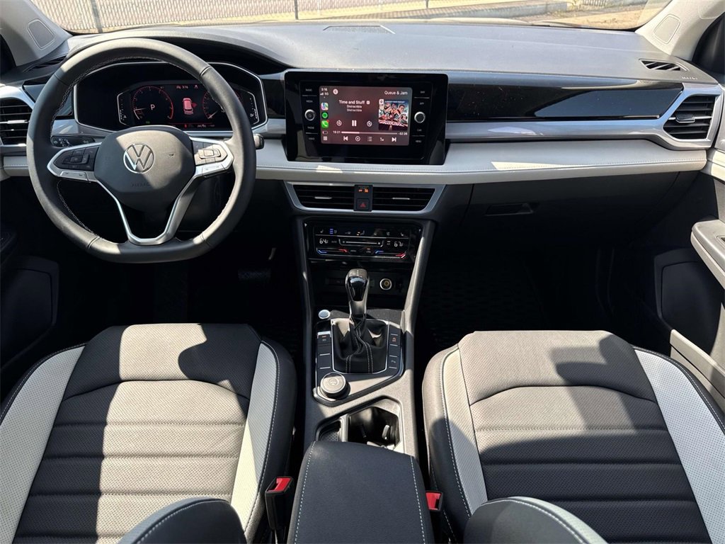 Used 2025 Volkswagen Taos SEL image 11