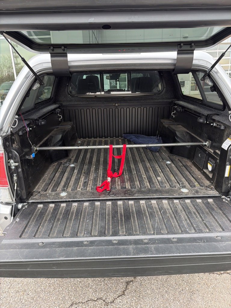 Used 2019 Toyota Tacoma Limited image 9