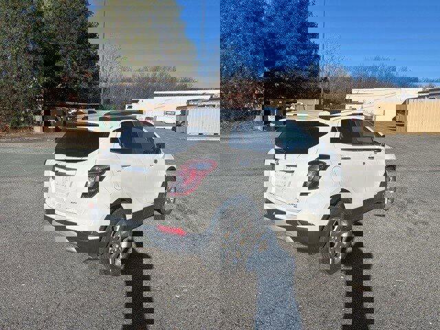 Used 2018 Buick Encore Essence w/ Experience Buick Package image 5