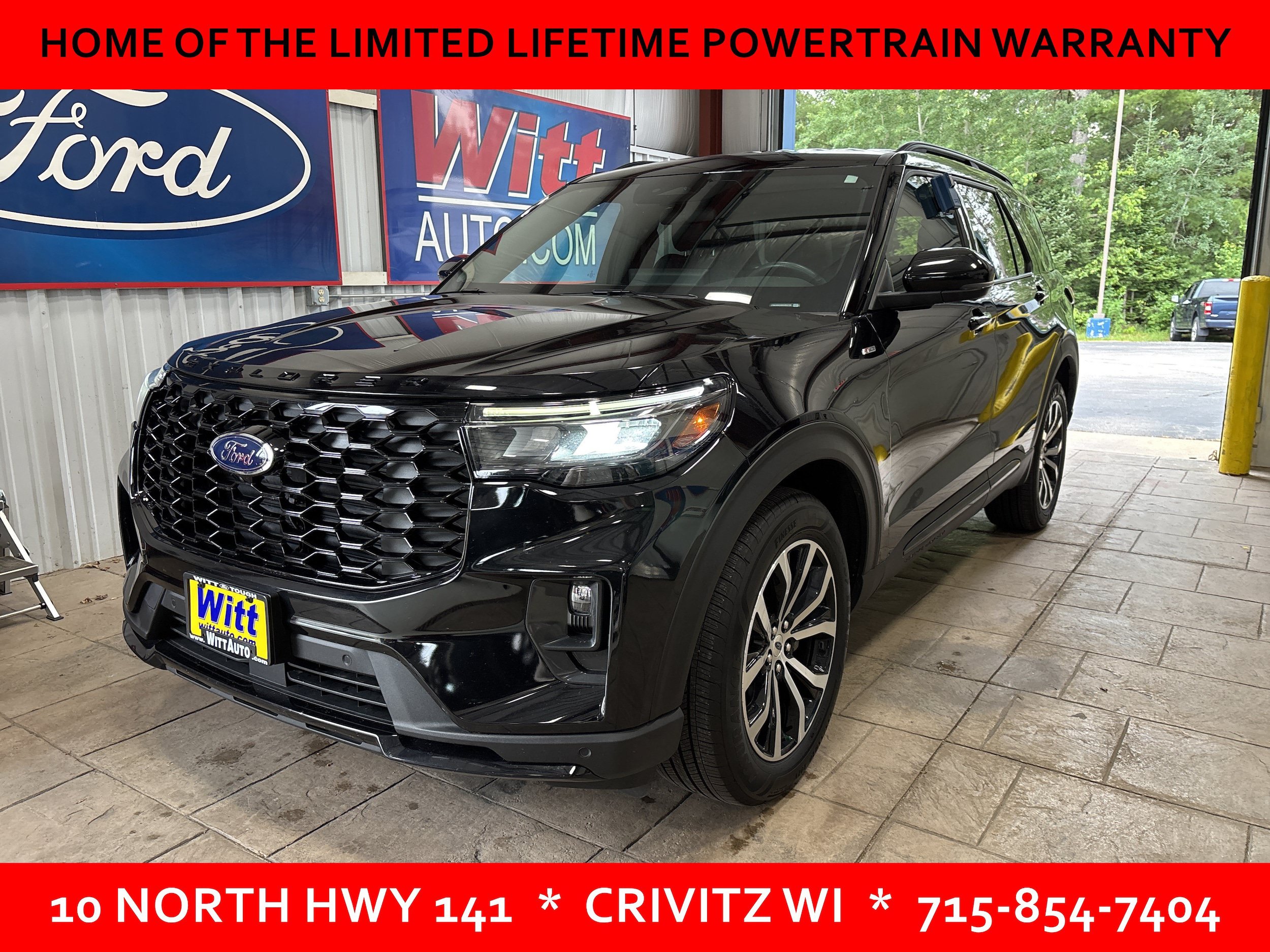 Used 2025 Ford Explorer ST-Line AWD/4WD image 3