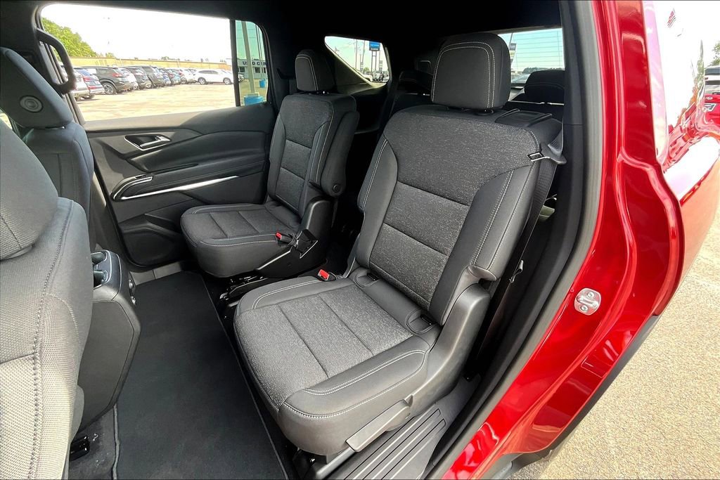 New 2026 Chevrolet Traverse LT image 10