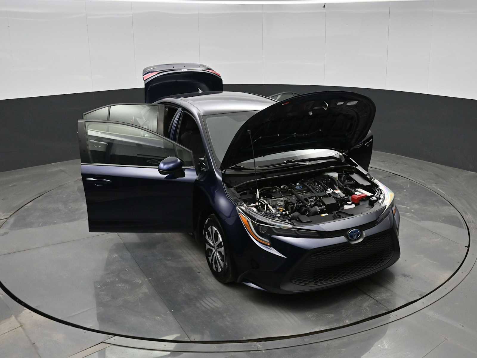 Used 2022 Toyota Corolla LE image 40