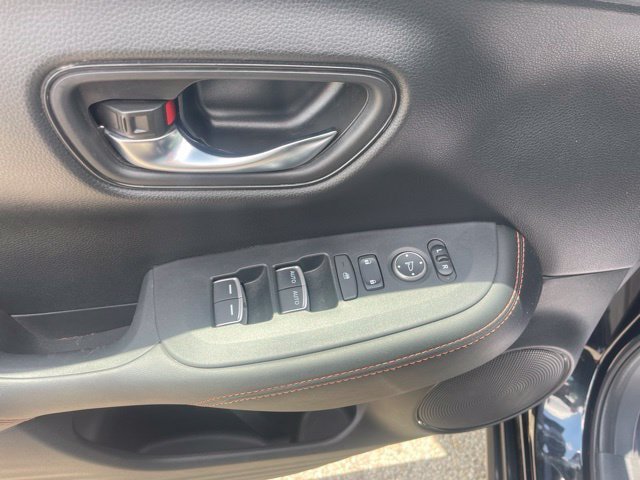 Used 2023 Honda HR-V Sport image 10