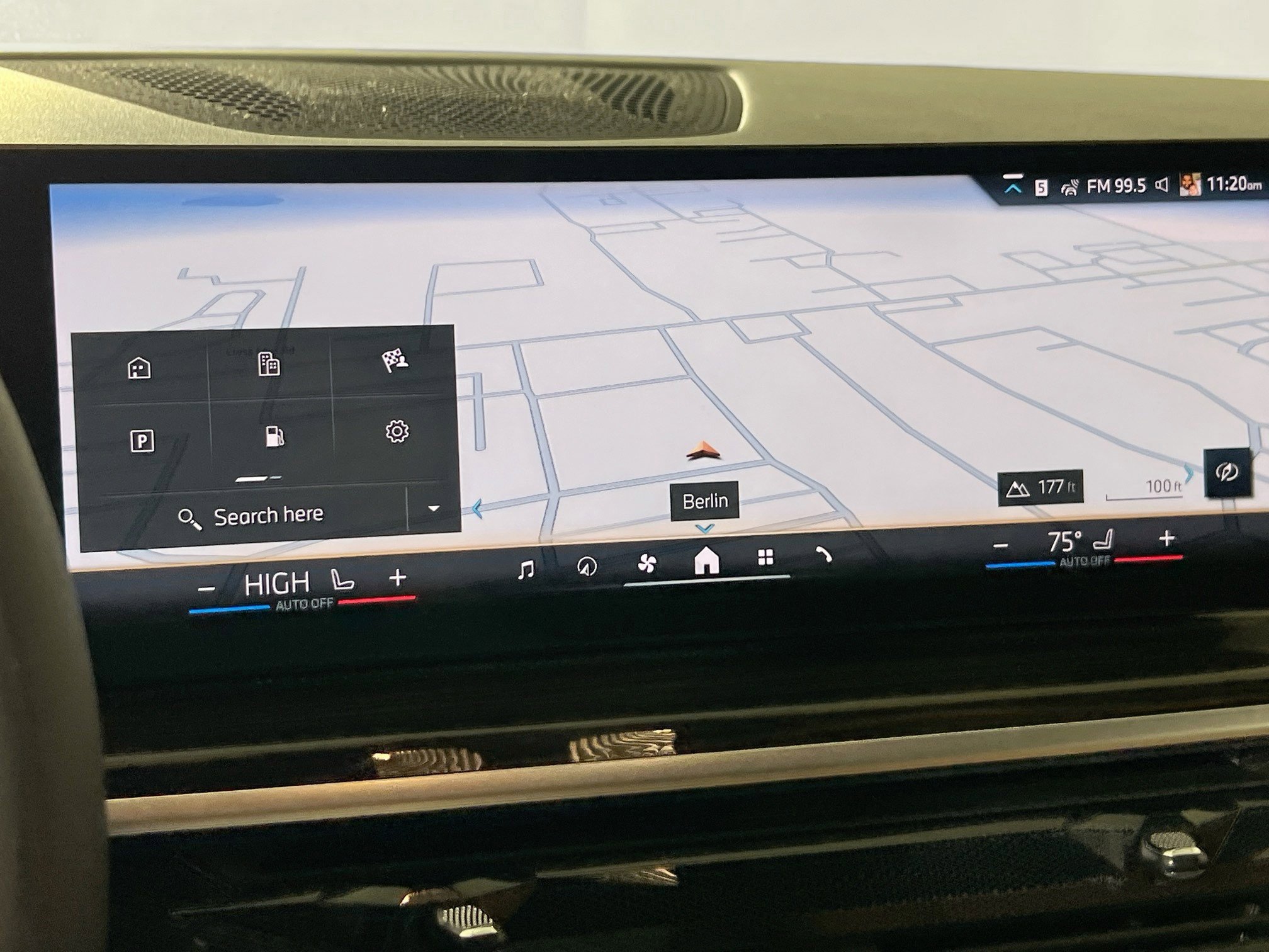 Used 2024 BMW X5 xDrive40i w/ Premium Package image 13