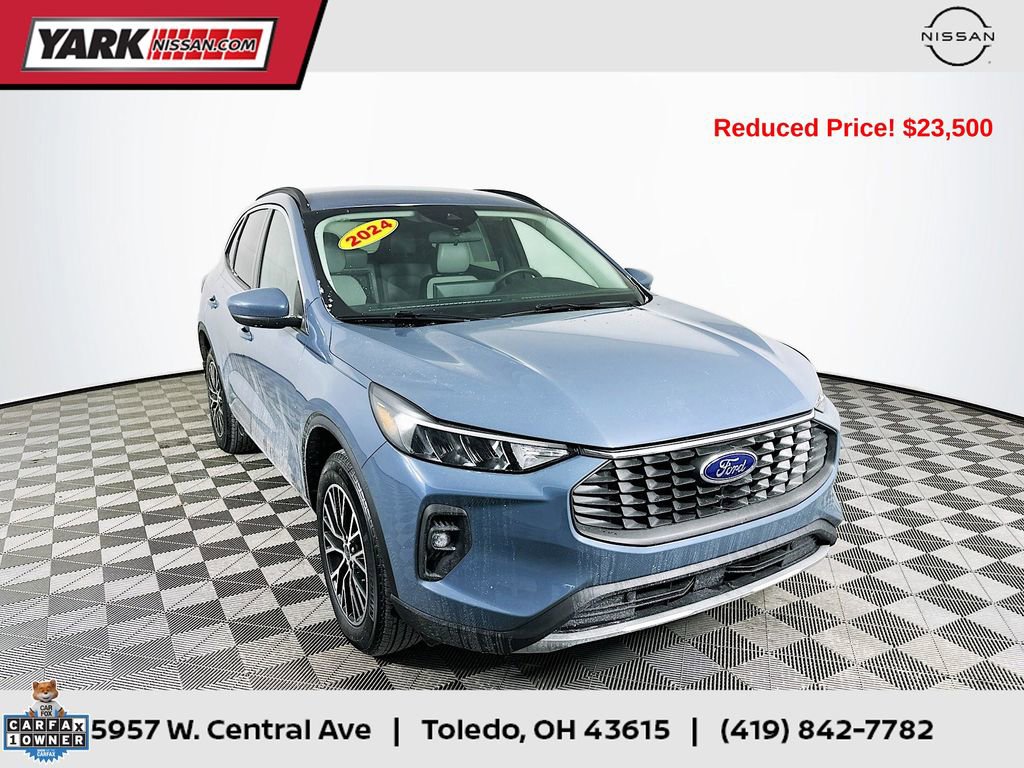Used 2024 Ford Escape Base image 1