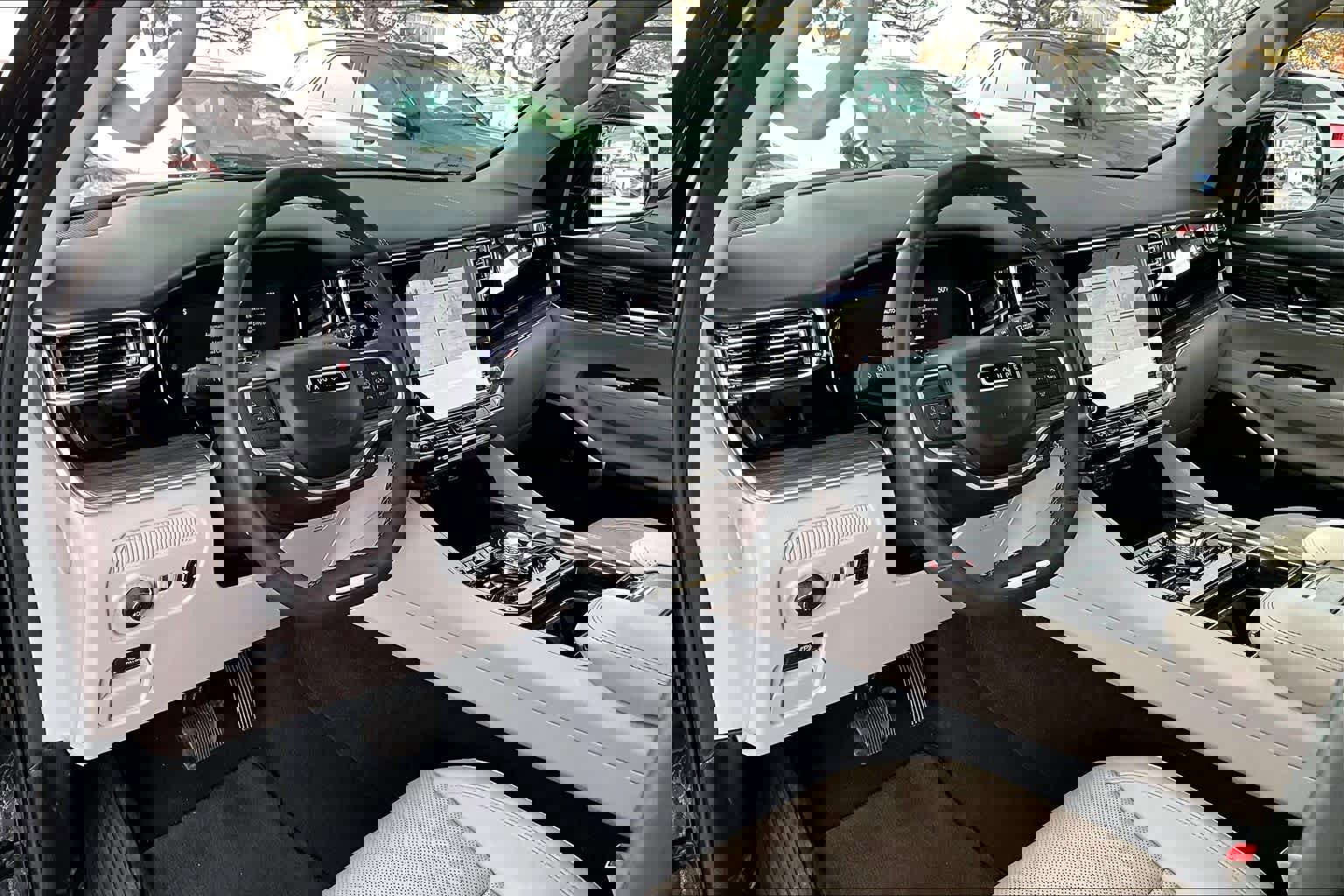 Used 2022 Jeep Wagoneer Series III w/ Premium Group I image 17