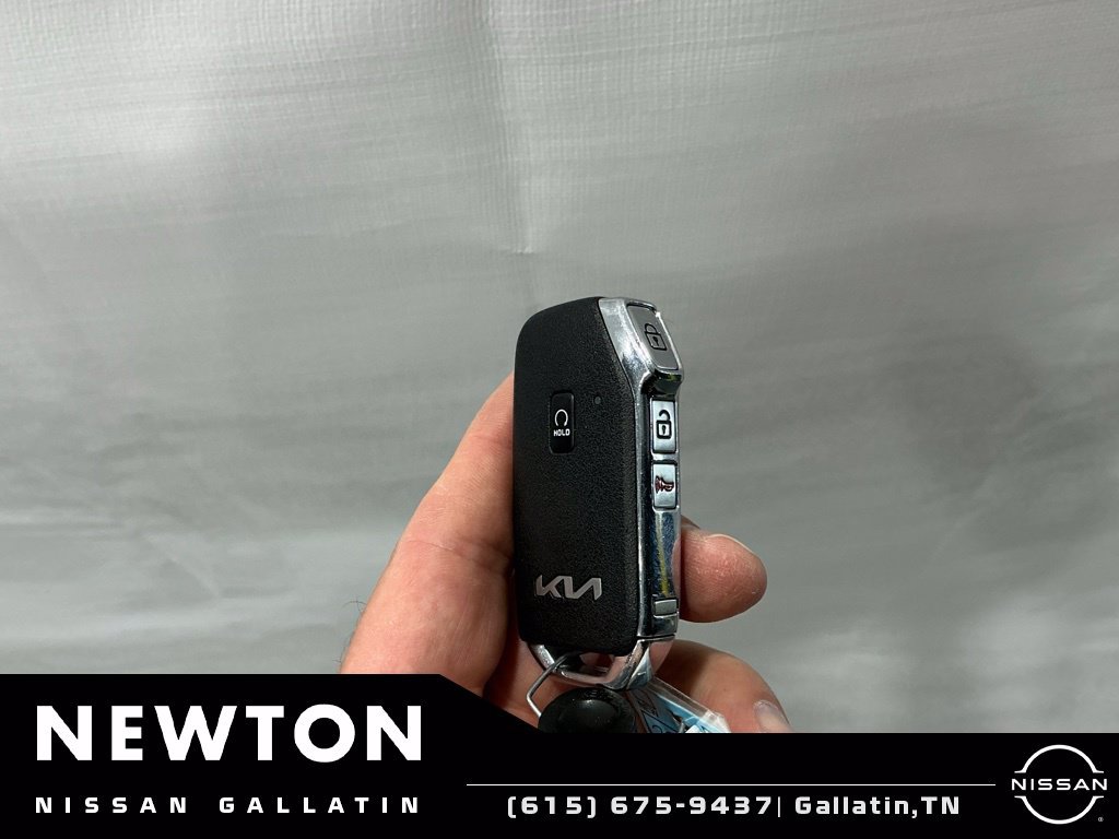 Used 2025 Kia Sportage EX AWD/4WD image 48