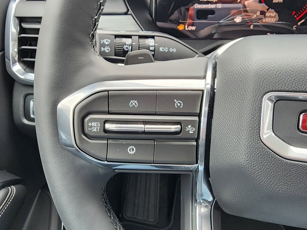 New 2026 GMC Acadia Elevation image 20