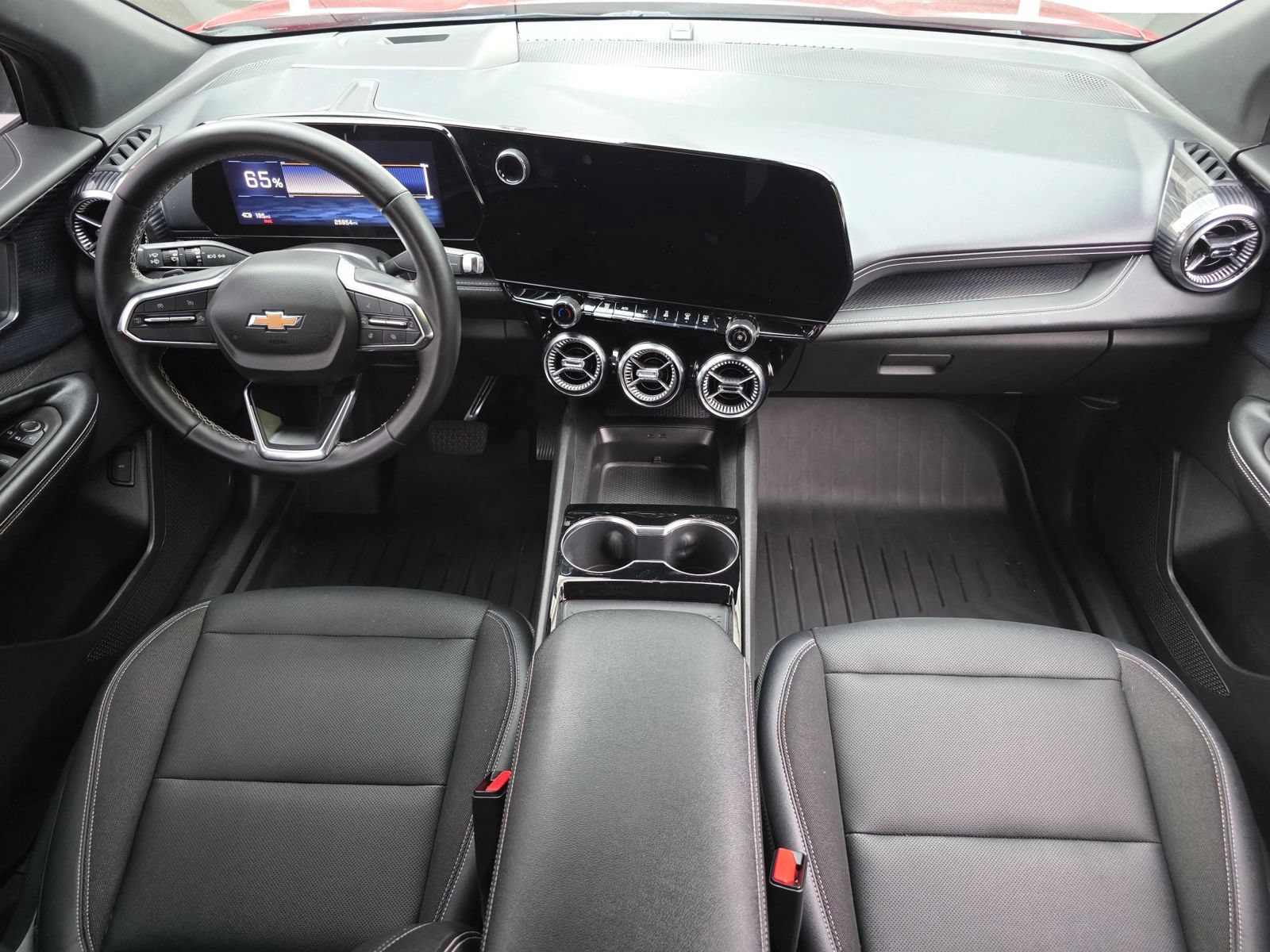 Used 2024 Chevrolet Blazer EV LT AWD/4WD image 13