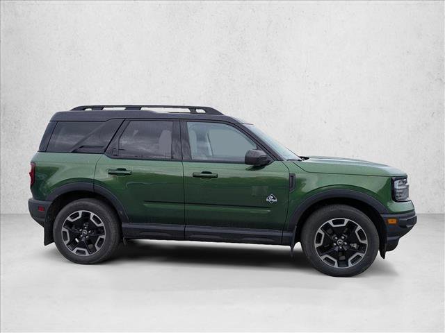 Used 2023 Ford Bronco Sport Outer Banks w/ Tech Package AWD/4WD image 4