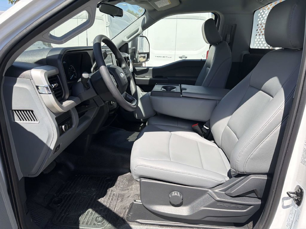 New 2026 Ford F450 XL w/ XL Chrome Package RWD image 14