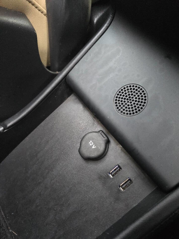 Used 2013 Tesla Model S Base 4dr Liftback (85 kWh) image 31