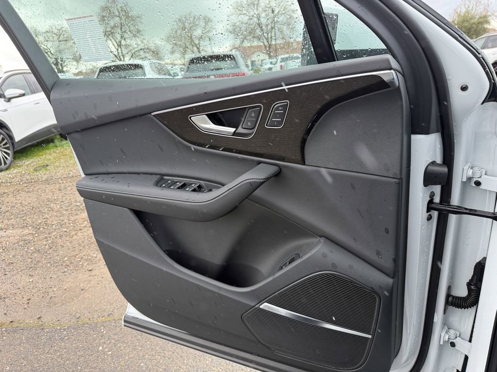 New 2026 Audi Q7 2.0T Premium Plus AWD/4WD image 13