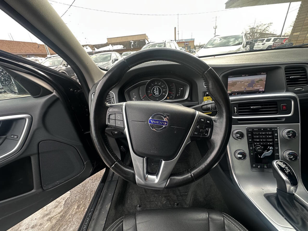 Used 2018 Volvo S60 T5 Dynamic w/ Protection Package image 2