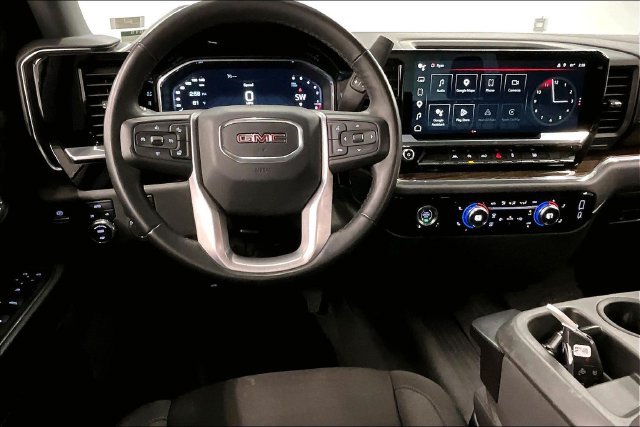 Used 2023 GMC Sierra 1500 Elevation w/ LPO, Elevation Black Package AWD/4WD image 6