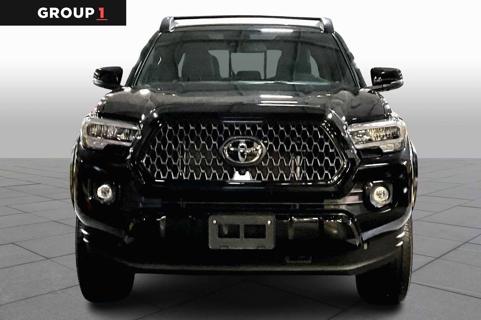 Used 2023 Toyota Tacoma Limited w/ Nightshade Package image 4